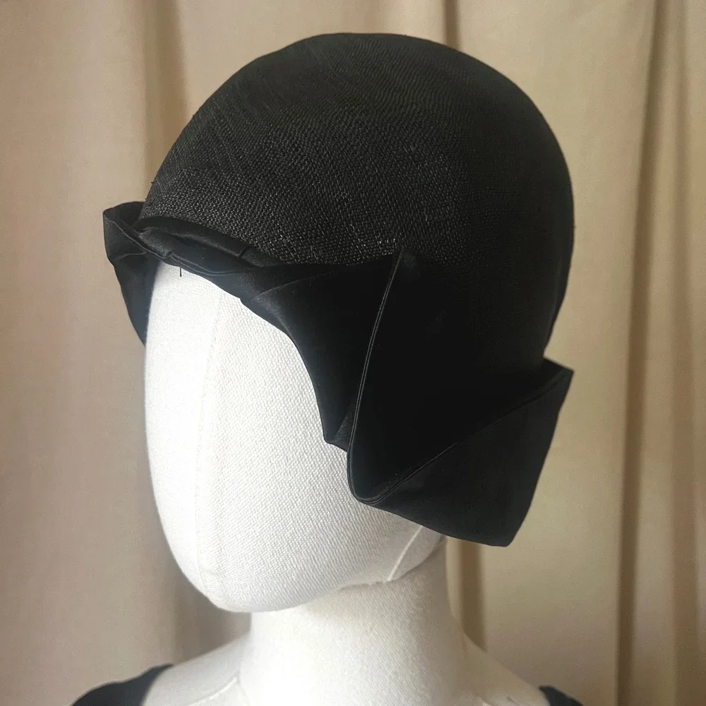 Vintage 1920s 1930s Lasdon New York Black Cloche Hat Satin Trim Art Deco Small